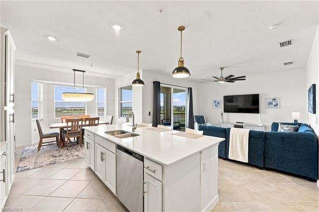 5629 Double Eagle CIR 4245, Ave Maria, FL 34142