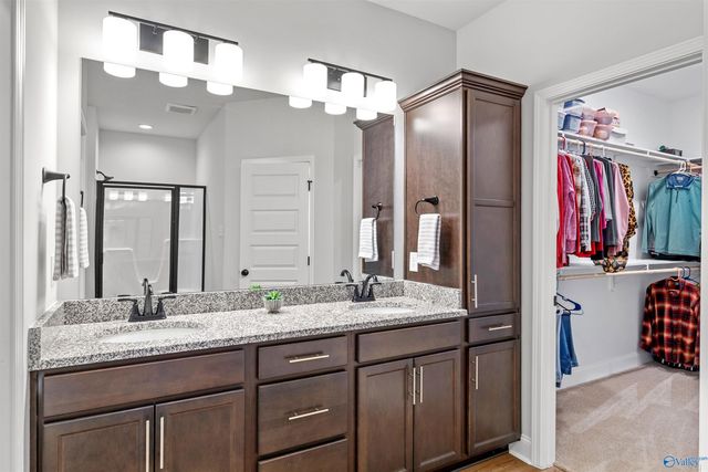 24009 Quints Drive, Athens, AL 35613