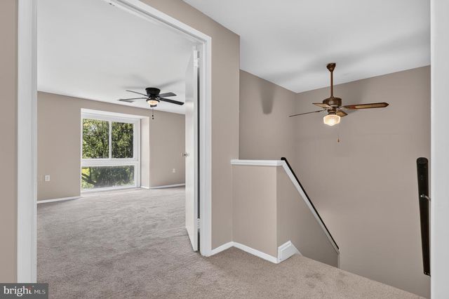 18948 MONTGOMERY VILLAGE AVE, Gaithersburg, MD 20886