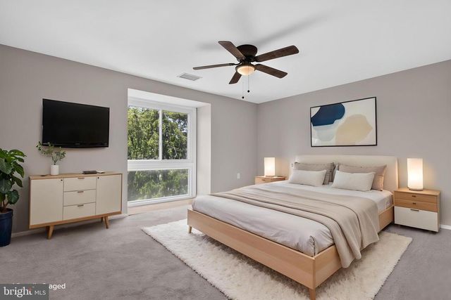 18948 MONTGOMERY VILLAGE AVE, Gaithersburg, MD 20886
