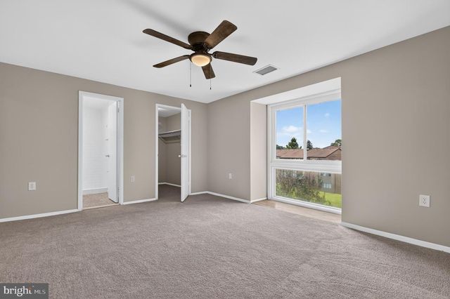 18948 MONTGOMERY VILLAGE AVE, Gaithersburg, MD 20886