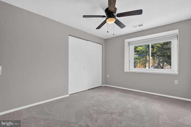 18948 MONTGOMERY VILLAGE AVE, Gaithersburg, MD 20886