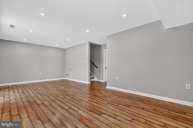 18948 MONTGOMERY VILLAGE AVE, Gaithersburg, MD 20886