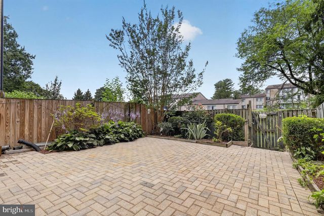 18948 MONTGOMERY VILLAGE AVE, Gaithersburg, MD 20886