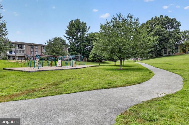 18948 MONTGOMERY VILLAGE AVE, Gaithersburg, MD 20886