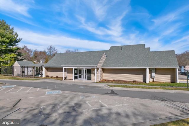 18948 MONTGOMERY VILLAGE AVE, Gaithersburg, MD 20886