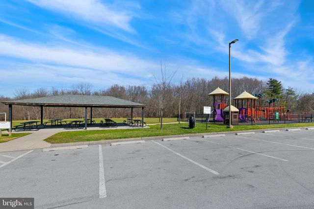18948 MONTGOMERY VILLAGE AVE, Gaithersburg, MD 20886