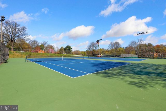 18948 MONTGOMERY VILLAGE AVE, Gaithersburg, MD 20886
