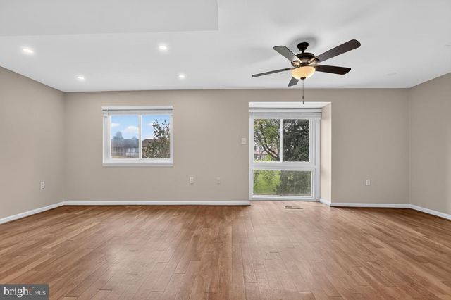 18948 MONTGOMERY VILLAGE AVE, Gaithersburg, MD 20886