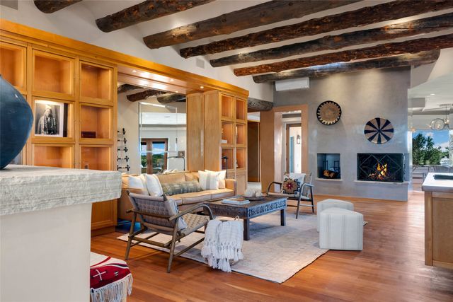 5 Penasco Circle, Santa Fe, NM 87506