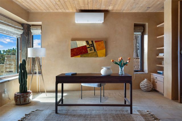 5 Penasco Circle, Santa Fe, NM 87506