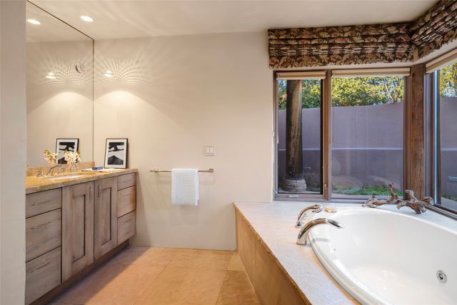 5 Penasco Circle, Santa Fe, NM 87506