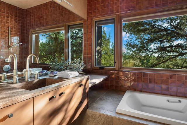 5 Penasco Circle, Santa Fe, NM 87506