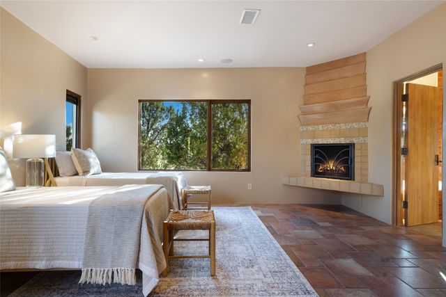 5 Penasco Circle, Santa Fe, NM 87506