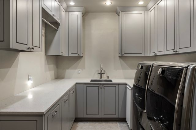 5 Penasco Circle, Santa Fe, NM 87506