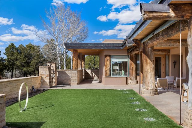 5 Penasco Circle, Santa Fe, NM 87506