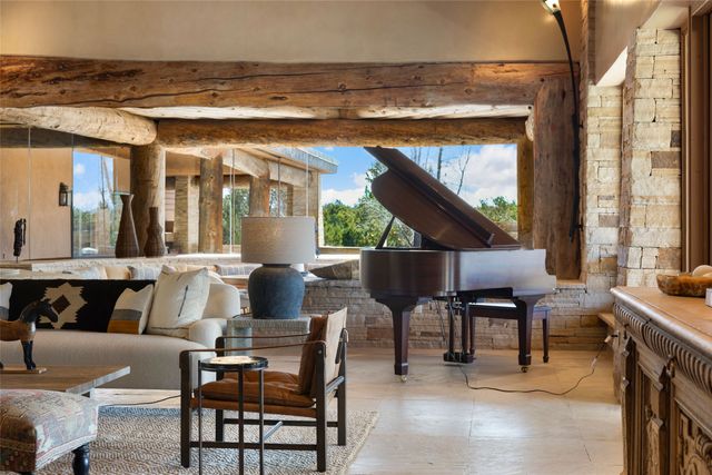 5 Penasco Circle, Santa Fe, NM 87506