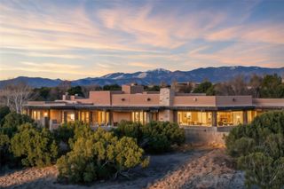 5 Penasco Circle, Santa Fe, NM 87506