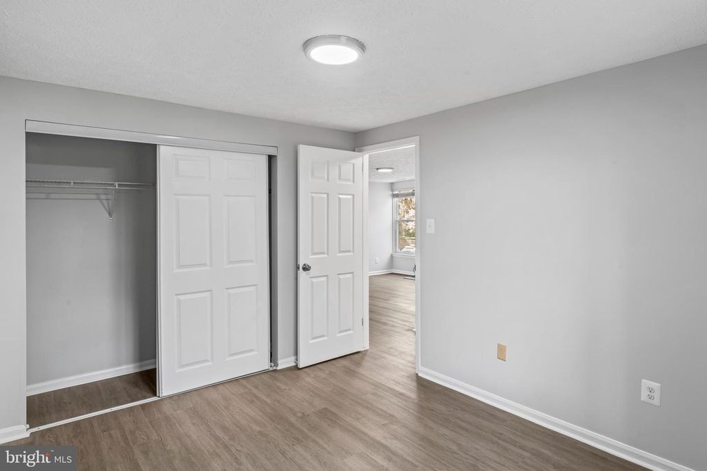 Image 21 of property listing at 3929 GREENCASTLE RD #14 (DOOR 203), Burtonsville, MD 20866