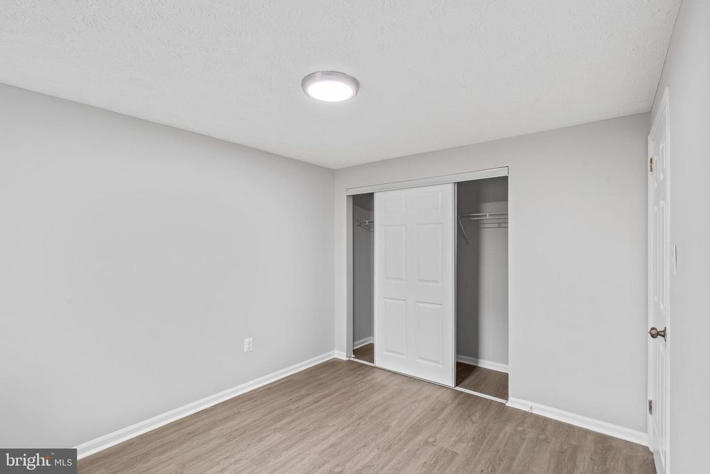 Image 22 of property listing at 3929 GREENCASTLE RD #14 (DOOR 203), Burtonsville, MD 20866