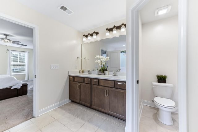 207 Mcmakin Drive, Summerville, SC 29483