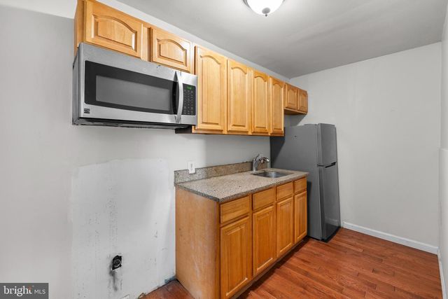 421 E MECHANIC ST, Philadelphia, PA 19144