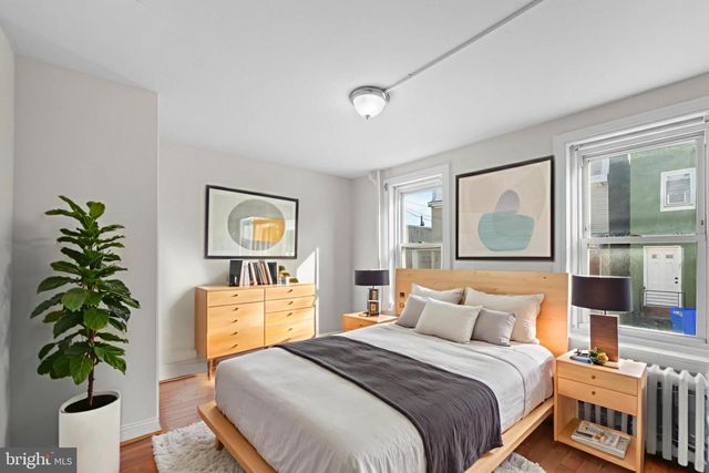 421 E MECHANIC ST, Philadelphia, PA 19144