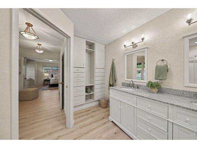 1924 21st Ave Ct, Greeley, CO 80631