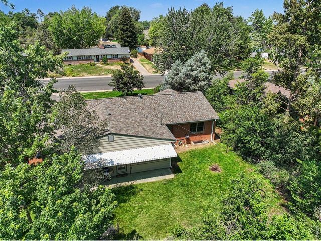 1924 21st Ave Ct, Greeley, CO 80631