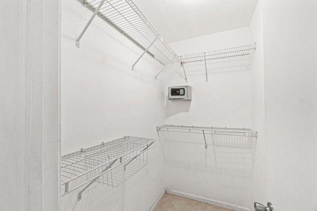 4888 Equestrian Circle B, Boynton Beach, FL 33436