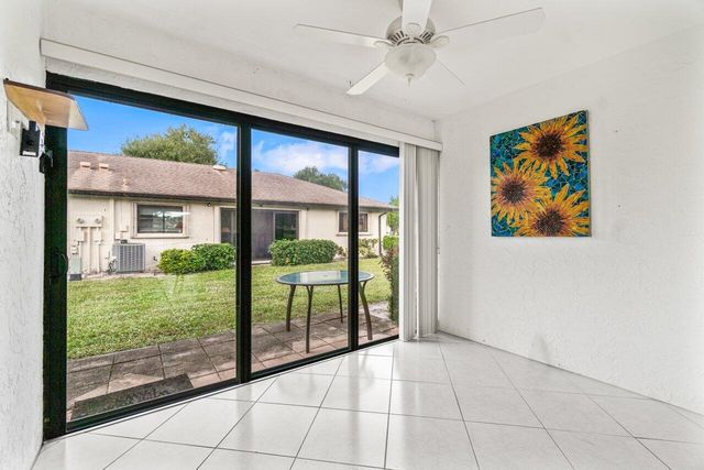 4888 Equestrian Circle B, Boynton Beach, FL 33436