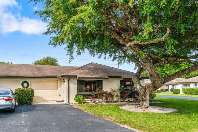 4888 Equestrian Circle B, Boynton Beach, FL 33436