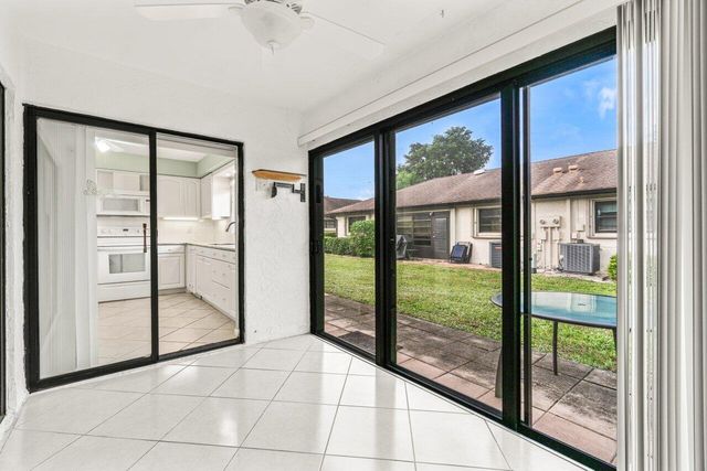 4888 Equestrian Circle B, Boynton Beach, FL 33436