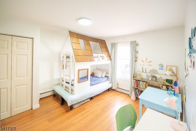 31 Kossuth St, Haledon Boro, NJ 07508