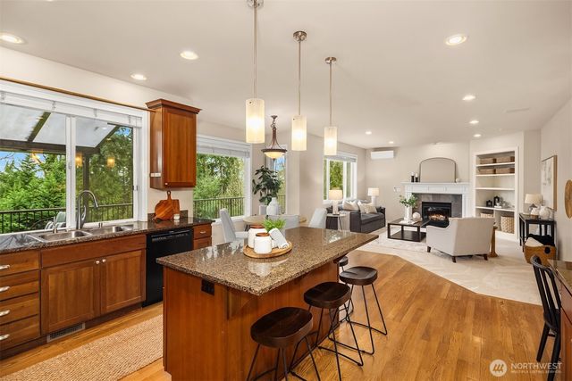 111 210th Place NE, Sammamish, WA 98074