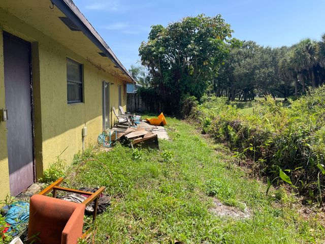 6663 Rigger Road, Lake Worth, FL 33462