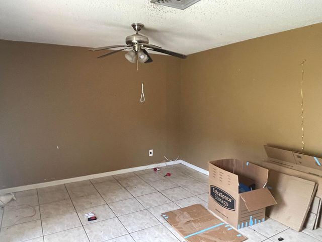6663 Rigger Road, Lake Worth, FL 33462
