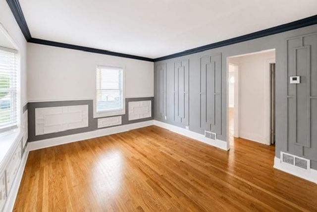 10727 S Kedzie Avenue, Chicago, IL 60655