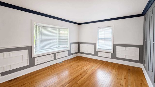 10727 S Kedzie Avenue, Chicago, IL 60655
