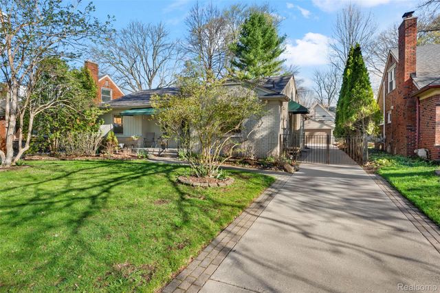 408 Orchard View Drive, Royal Oak, MI 48073
