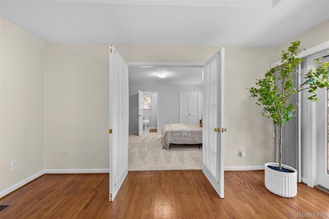 408 Orchard View Drive, Royal Oak, MI 48073