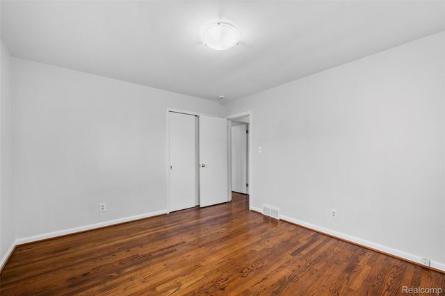 408 Orchard View Drive, Royal Oak, MI 48073