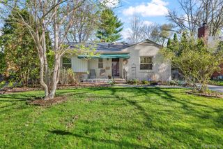 408 Orchard View Drive, Royal Oak, MI 48073