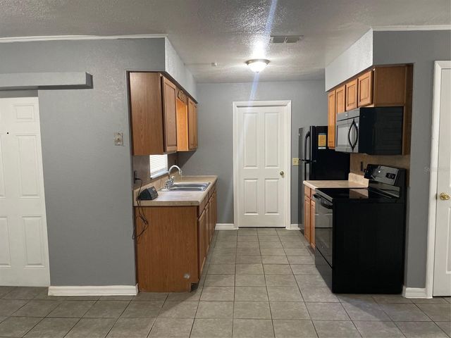 1935 W 14TH STREET, Sanford, FL 32771