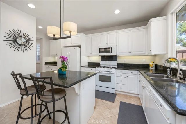 7940 S Mickelson Way, Hemet, CA 92545