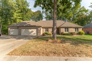 7574 Williamsburg Drive, Plainfield, IN 46168
