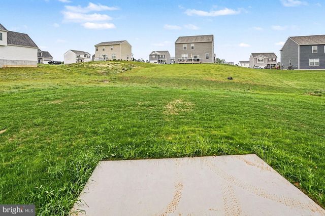 4 FAMILY DR, Carlisle, PA 17013