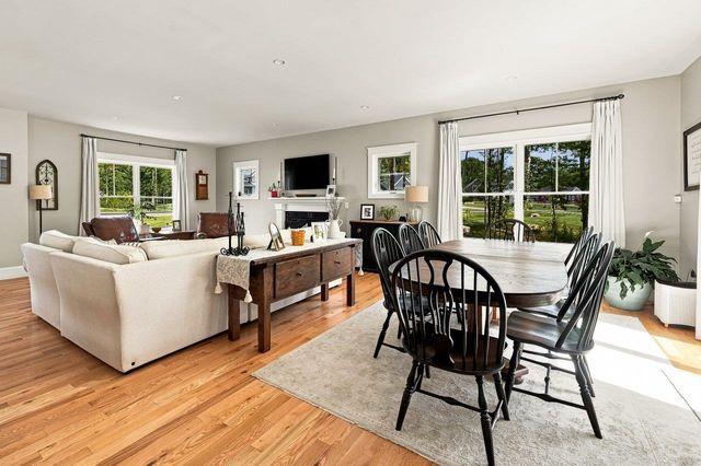 76 Signature Drive, Barrington, NH 03825