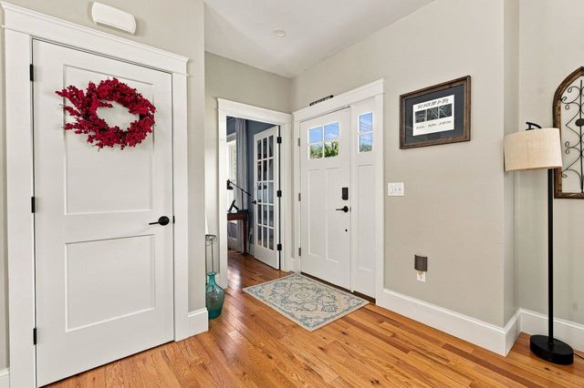 76 Signature Drive, Barrington, NH 03825