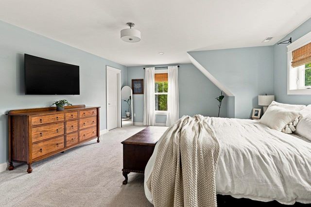 76 Signature Drive, Barrington, NH 03825